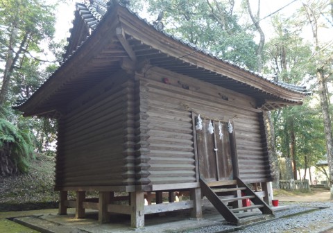 神庫（明治１９年奉建）